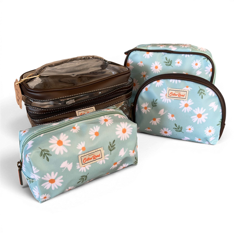 Cotton Road Travel Bag: TURQUOISE DAISY WEEKENDER with Matching Vanity Set