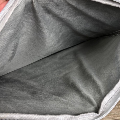 GREEN PROTEA Cotton Road PVC Laptop Bag / Carry Sleeve with Padded Inner